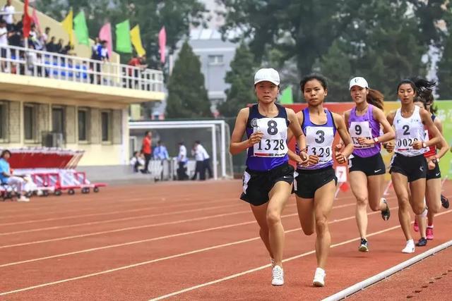 清华田径队再创“十连冠”多图直击2019年首度高校田径运动会现场 清华田径队再创“十连冠”多图直击2019年首度高校田径运动会现场