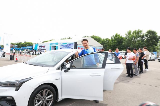 行驶质感舒适,适合家用,广汽新能源Aion S试驾体验短评