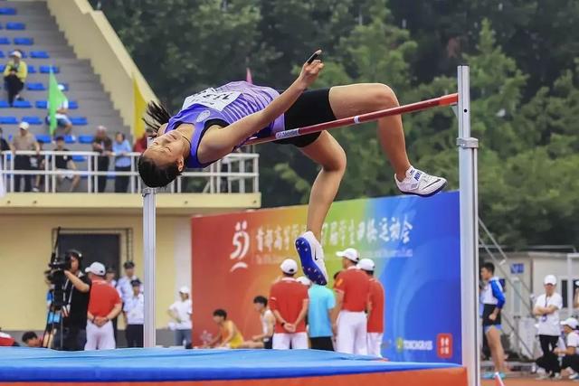 清华田径队再创“十连冠”多图直击2019年首度高校田径运动会现场 清华田径队再创“十连冠”多图直击2019年首度高校田径运动会现场