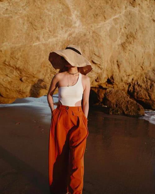 打赢维密居然是它，IG爆红的10个泳衣品牌，今年哪些沙滩必备