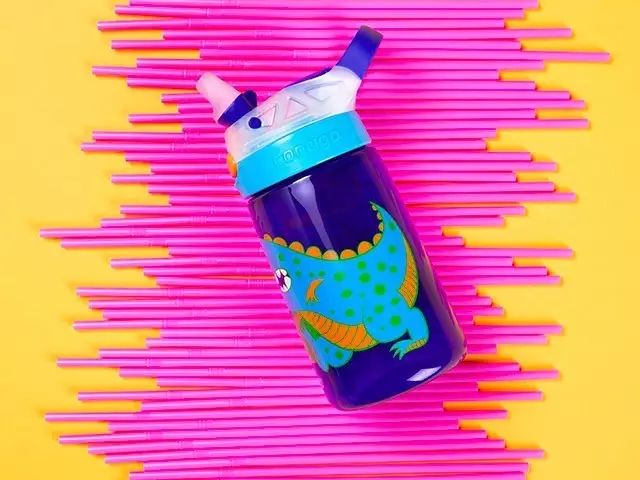 拼团丨你还在拧盖子？我已经喝到水了