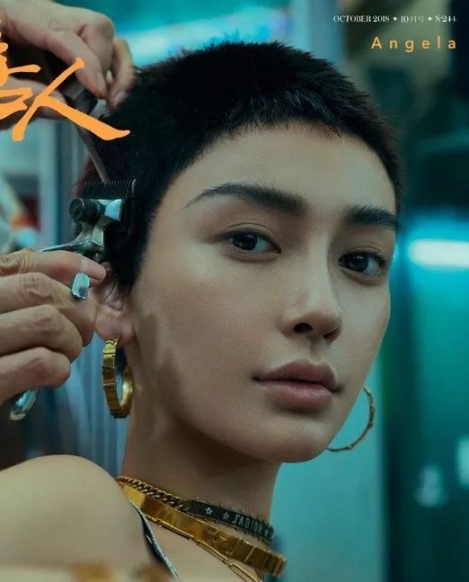 bitch你够了，00后三字女星油腻到让人不适，baby热巴都躲不过？