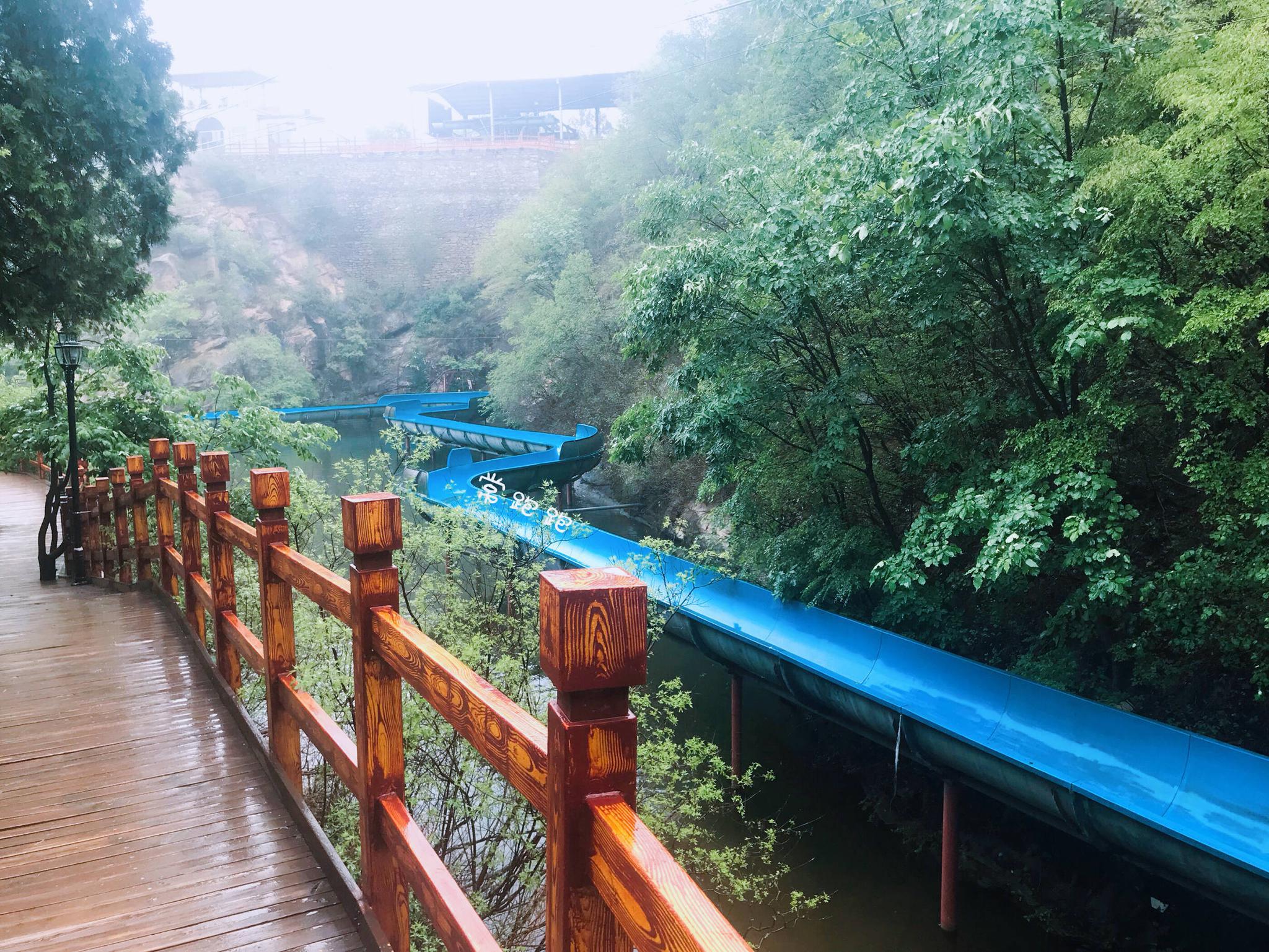清凉谷夏季好清凉 ＂皇上皇妃＂躲避酷暑清凉谷巡游