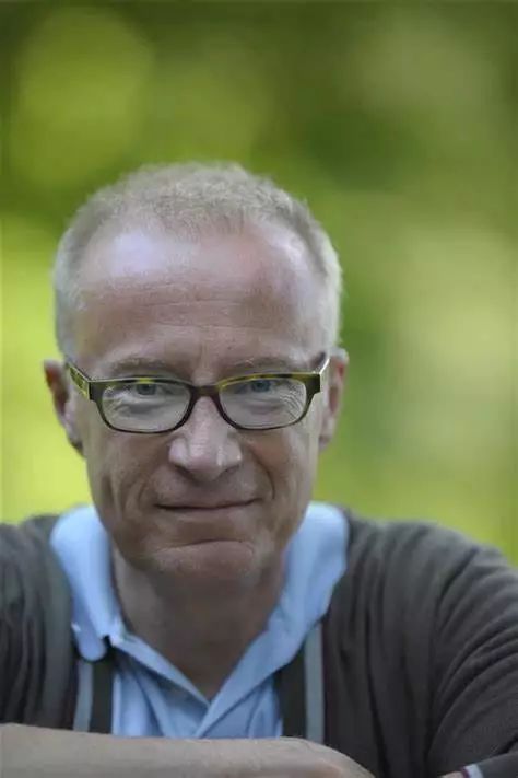 7-15岁孩子阅读的黄金期，千万别耗费在低层次书籍上！