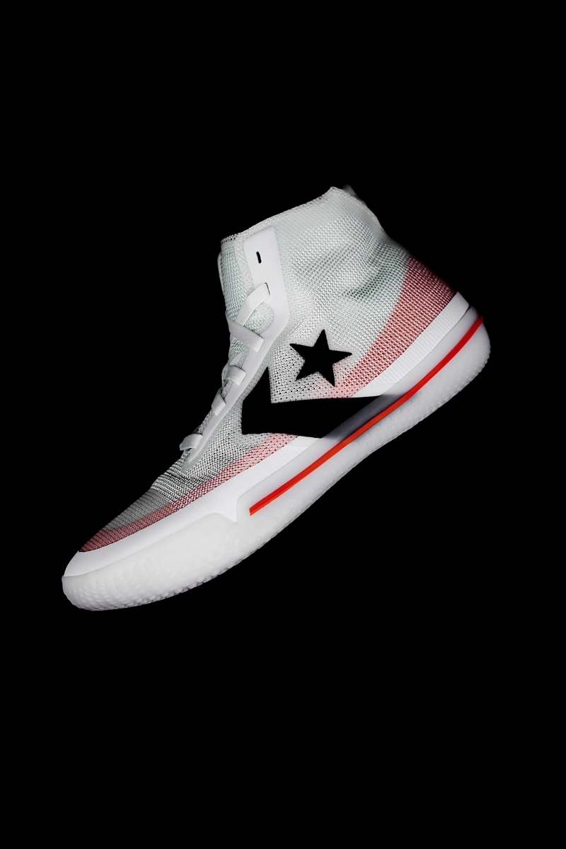 竟搭载 Nike 缓震！这双 Converse 实战篮球鞋全是惊喜！