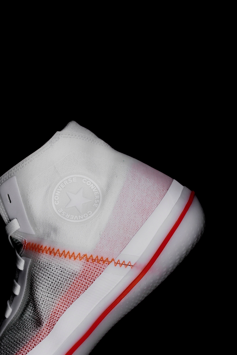 竟搭载 Nike 缓震！这双 Converse 实战篮球鞋全是惊喜！