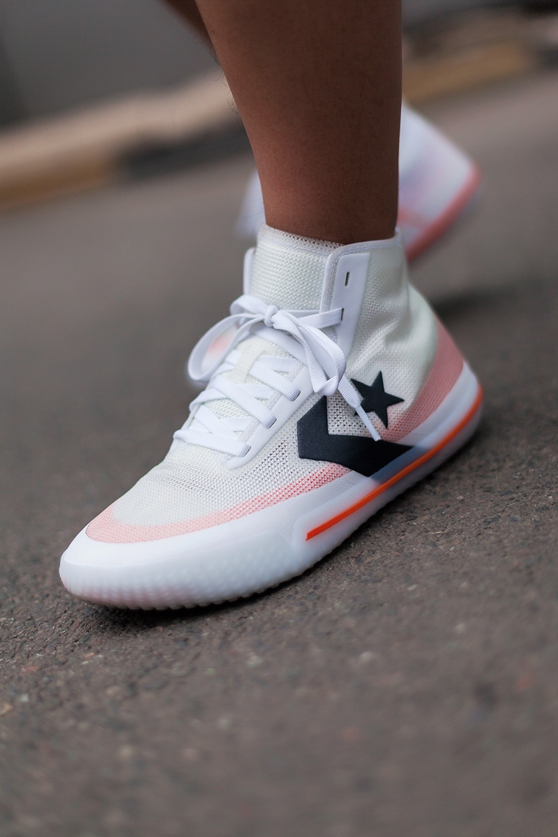 竟搭载 Nike 缓震！这双 Converse 实战篮球鞋全是惊喜！