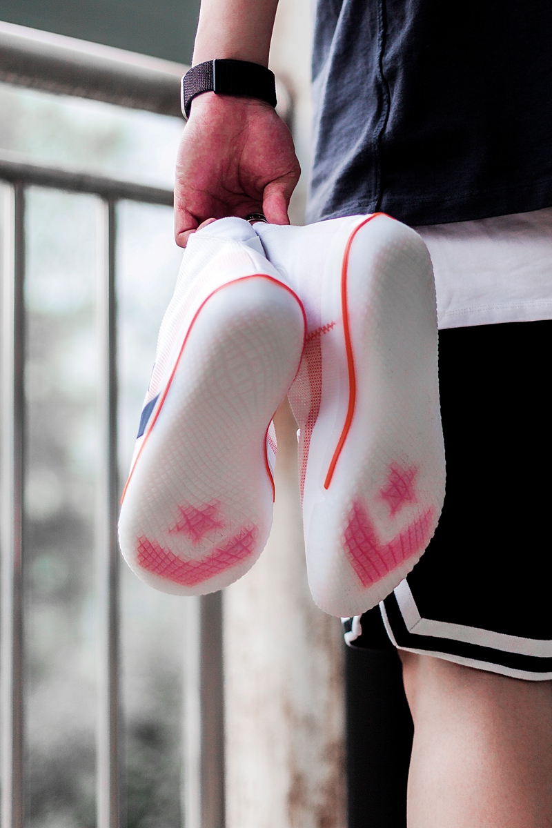 竟搭载 Nike 缓震！这双 Converse 实战篮球鞋全是惊喜！