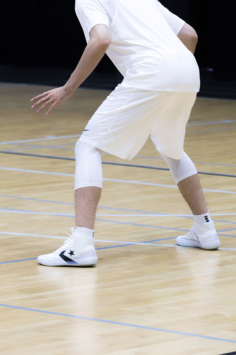 竟搭载 Nike 缓震！这双 Converse 实战篮球鞋全是惊喜！