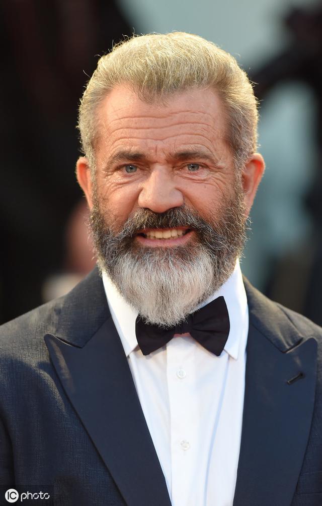 遍布黄金的沙漠 奢侈之城与“石油爸爸”...