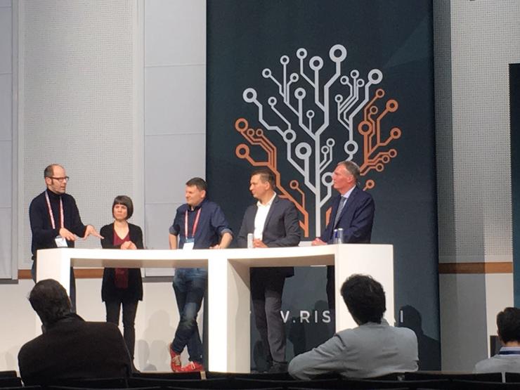 真焦虑还是假谦虚？从德国 AI 会议里读懂「欧洲 AI 情结」