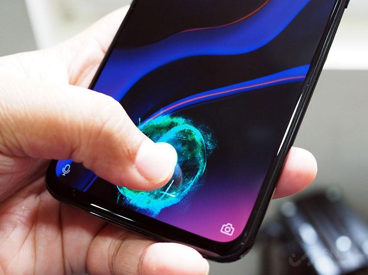 苹果有意屏幕指纹 人脸识别，网友：为啥还要指纹