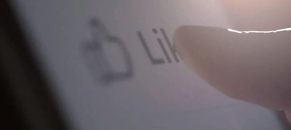 垃圾快乐，正在榨干4亿年轻人