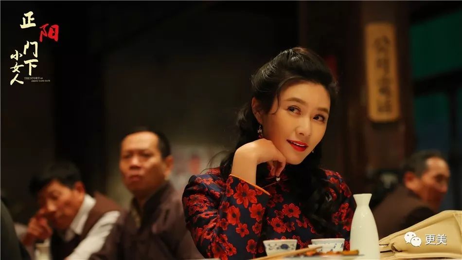 打败章子怡得影后，富商老公狱中去世获百亿遗产，人生比电视剧还狗血