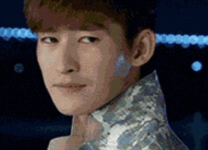 bitch你够了，00后三字女星油腻到让人不适，baby热巴都躲不过？