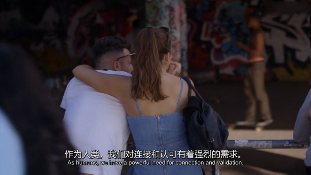 垃圾快乐，正在榨干4亿年轻人