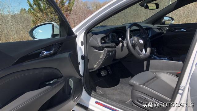 2019款全新别克君威GS实拍，3.6L V6配9AT，有几分锐志的意思？