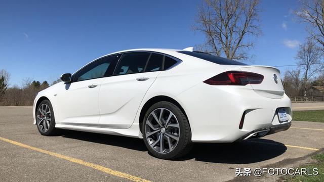 2019款全新别克君威GS实拍，3.6L V6配9AT，有几分锐志的意思？