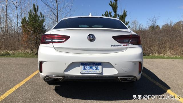 2019款全新别克君威GS实拍，3.6L V6配9AT，有几分锐志的意思？