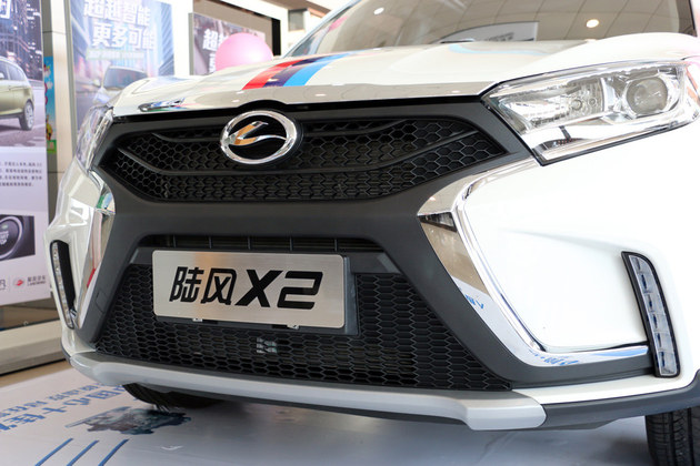 带你探店:陆风X2拼命降价也带不来销量