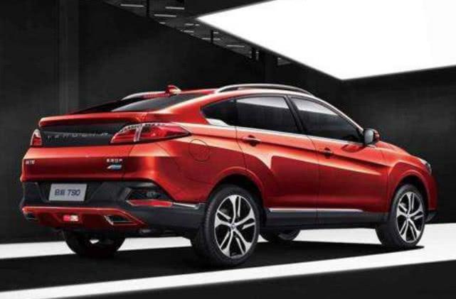 难得不被人骂的SUV,车长近5米内饰玩转黑科技,仅8.68万
