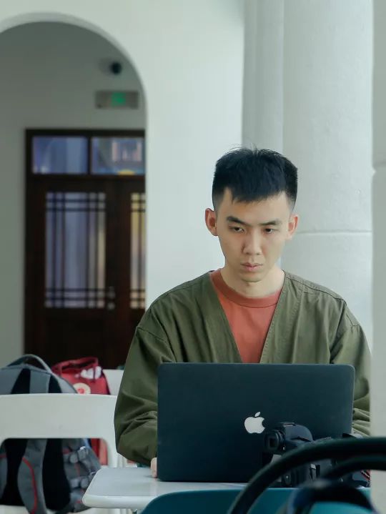 为“I”发电 | 今年520，我给一对情侣拍了两组大片！