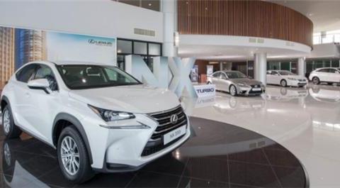 新款奥迪A4现身官网，有A6的基因，中控屏能电动收起