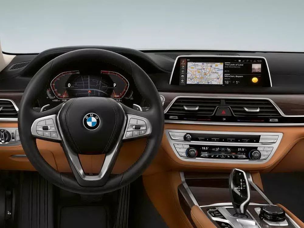 BMW X7人气火爆,新7系备受瞩目,宝马引领豪华品牌高质量增长