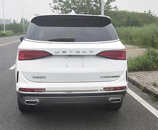 奇瑞捷途X95实车再度现身!轴距2855mm 197马力配1.6T+双离合