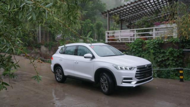 比亚迪宋pro抢先试驾体验,行驶质感不输30万内合资SUV