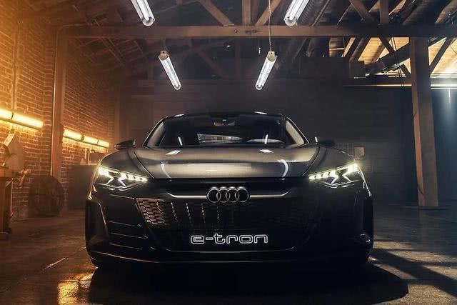铁人没了,取代R8成为他全新座驾的奥迪新车,值不值得爱?