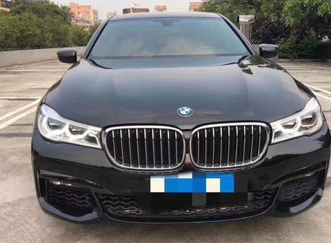 宝马740Li M-Power套件实拍，真心比大鼻孔漂亮，你觉得呢