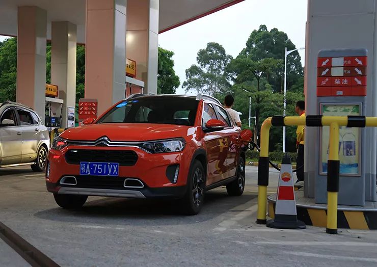 5.32L/100Km,这款高颜值SUV真实油耗曝光,90后买车首选