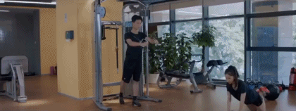 18亿腾讯超级总部到底有多酷?攀岩、打篮球、刺激战场,还有一条凌空酷玩跑道!