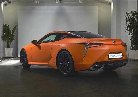 首次采用太空橙车漆，雷克萨斯发布LC 500h 特别版车型