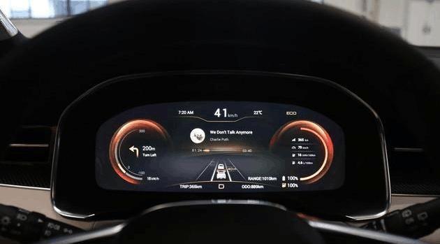 又来新面孔,入门694马,加速3.5秒续航500km,上市后看啥特斯拉