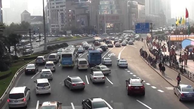 堵车的时候才知道,车子带“T”和带“L”的差别在哪里