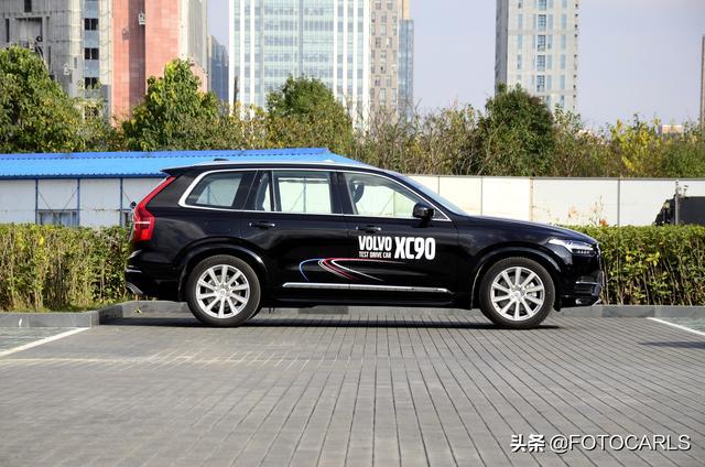 实拍｜沃尔沃XC90 T6 7座版，售77.48万，最大的败笔是全系2.0T