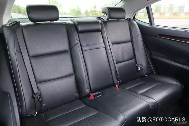实拍|六代雷克萨斯ES350 V6,沙漏脸才是真经典,售价超65万