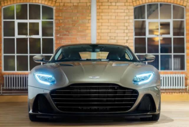 DBS Superleggera 007特别版官图 邦德附体