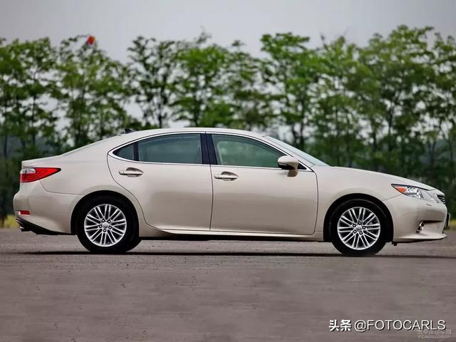 实拍｜六代雷克萨斯ES350 V6，沙漏脸才是真经典，售价超65万