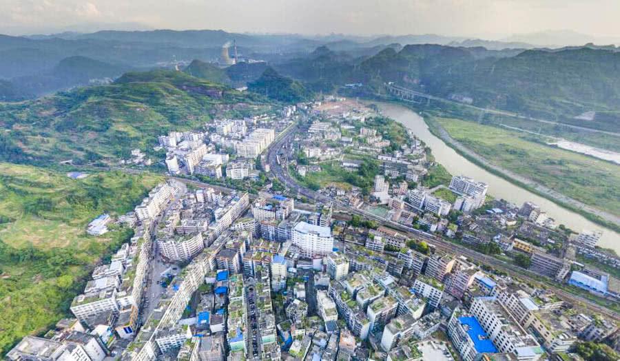 广东韶关乐昌市最大的镇,紧邻湖南宜章县城,拥有金鸡岭景区