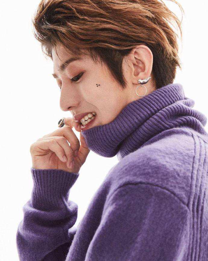 胡歌上热搜,原因是蹭蔡徐坤热度?这应该是胡歌