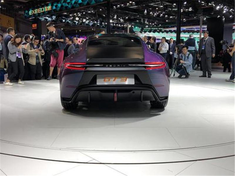 “国产911”横空出世，众泰看了自卑，保时捷看了流眼泪！