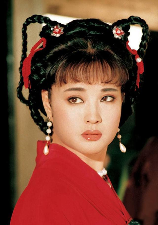 把40岁刘晓庆画成14岁少女，这个男人什么来头？化妆技术太惊艳！