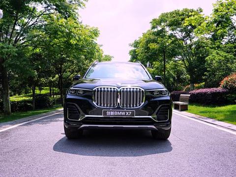 售价100万起步的宝马X7到底有哪些吸引人的地方