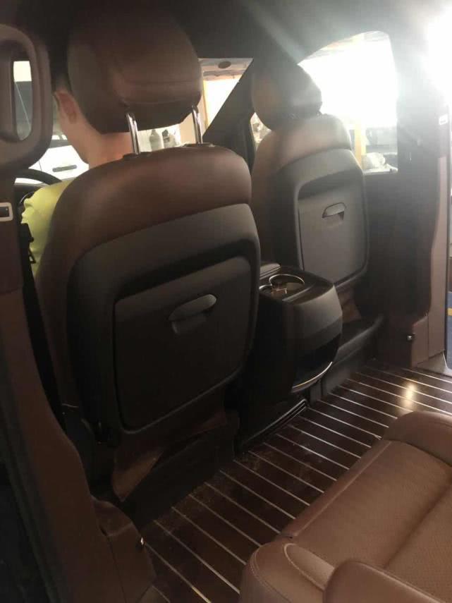 奔驰V260改装航空座椅最新出厂，舒适老板商务舱创作出新体验