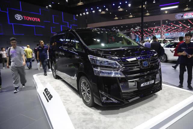 实拍丰田威尔法双擎VELLFIRE ,或将亮相深港澳车展!