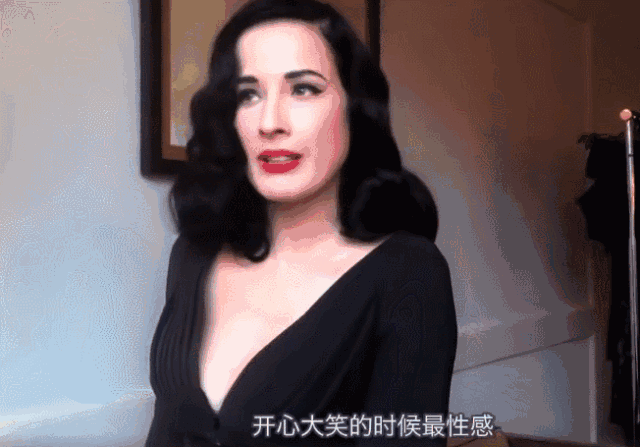 全球最贵脱衣舞娘蒂塔万提斯装作毫不在意的诱惑的艺术