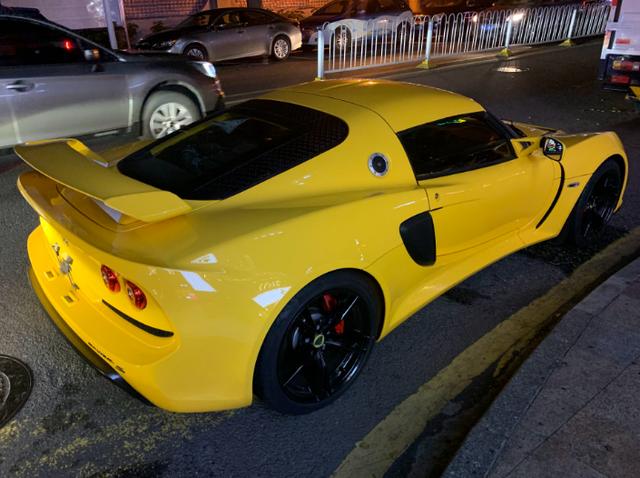 深圳路遇路特斯Exige S,给你最纯粹的驾驶体验,没有之一
